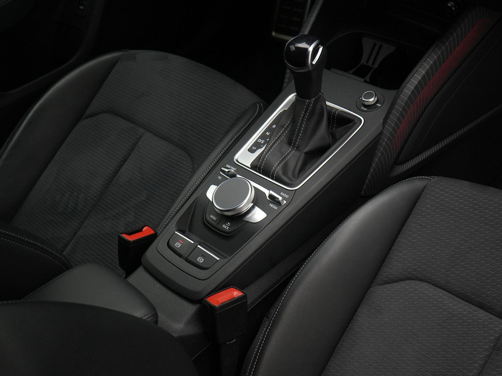 Audi Q2 (HSN19V) met abonnement