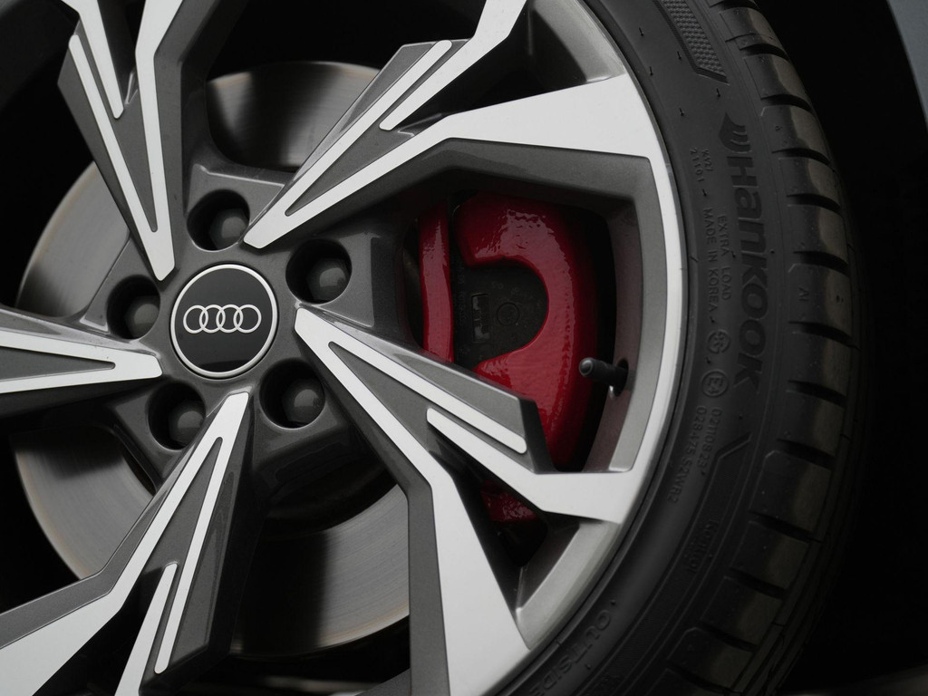 Audi A3 (X027FD) met abonnement