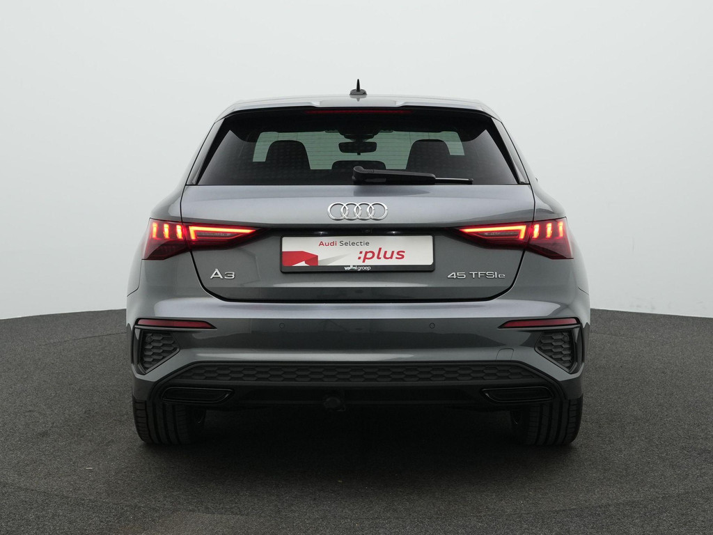 Audi A3 (X027FD) met abonnement