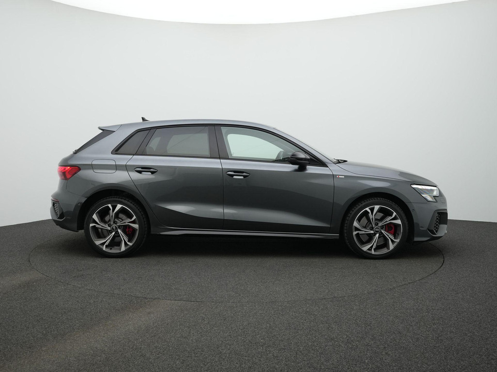 Audi A3 (X027FD) met abonnement