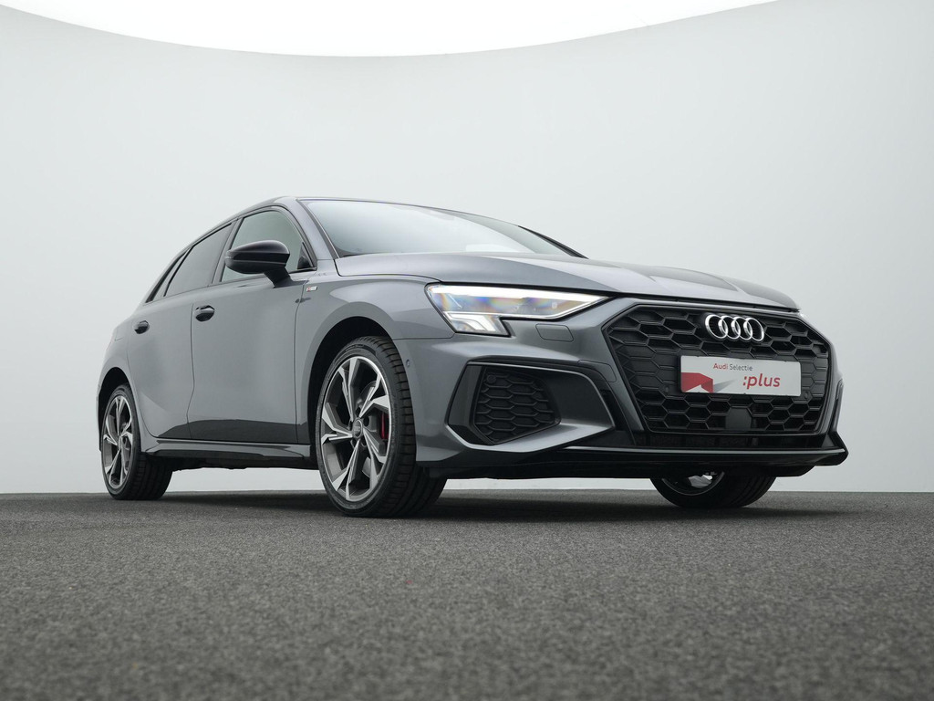 Audi A3 (X027FD) met abonnement
