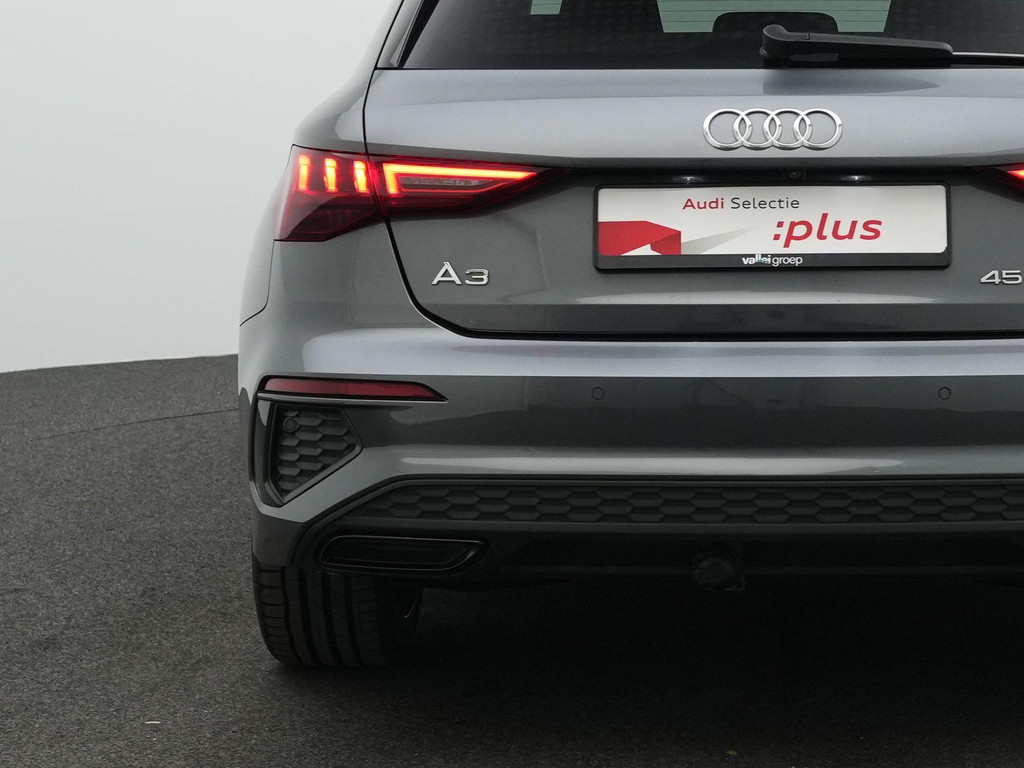Audi A3 (X027FD) met abonnement