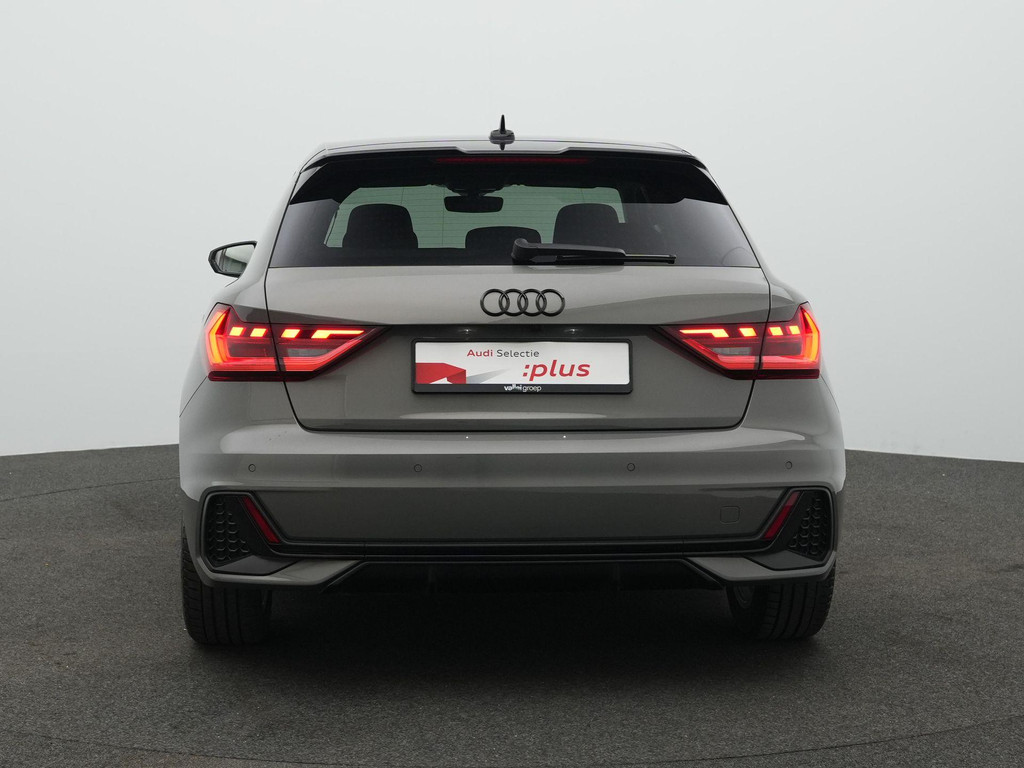 Audi A1 (KJJ13P) met abonnement