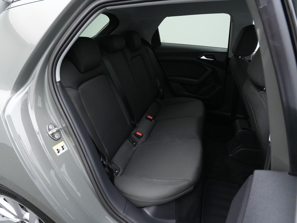 Audi A1 (KJJ13P) met abonnement