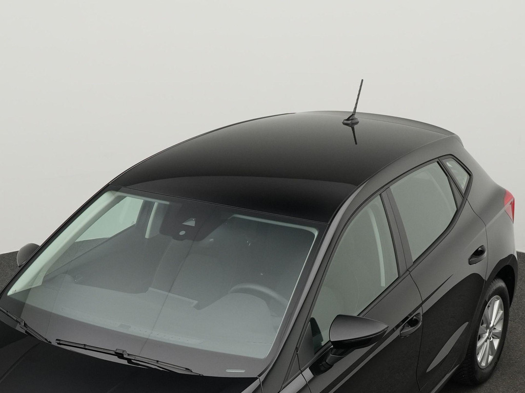 Seat Ibiza (HBL83K) met abonnement