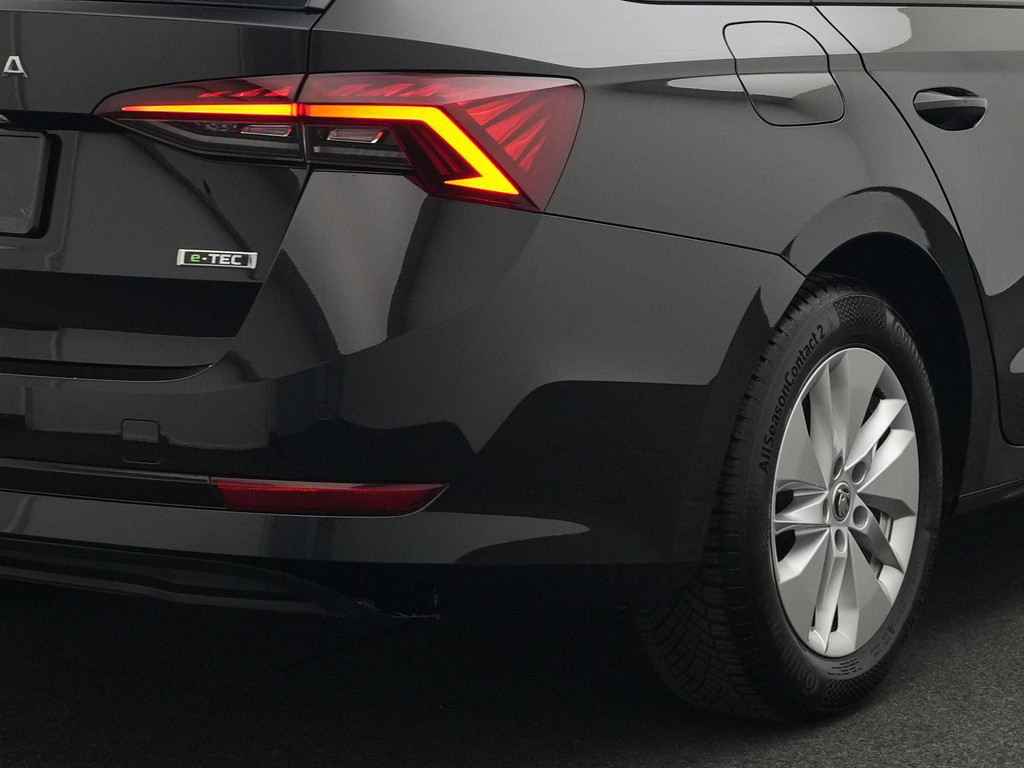 ŠKODA Octavia (X042NB) met abonnement