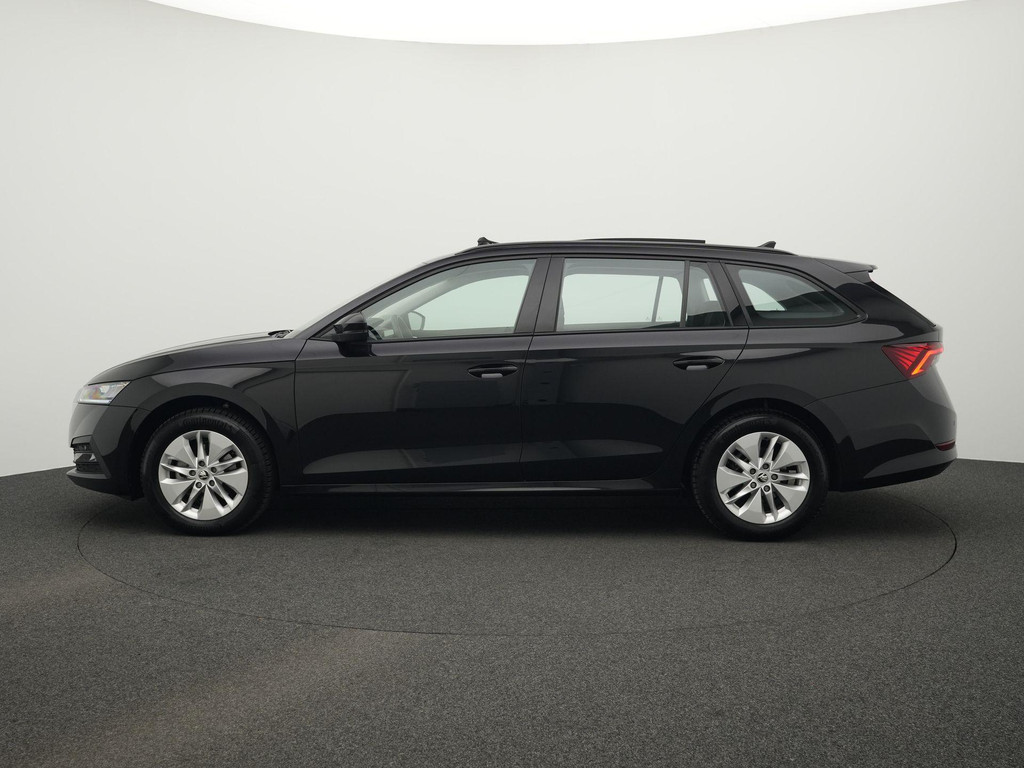 ŠKODA Octavia (X042NB) met abonnement