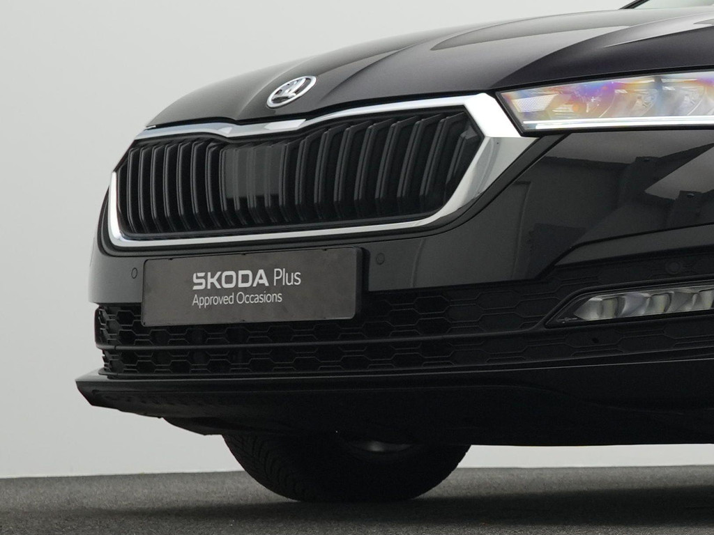 ŠKODA Octavia (X042NB) met abonnement