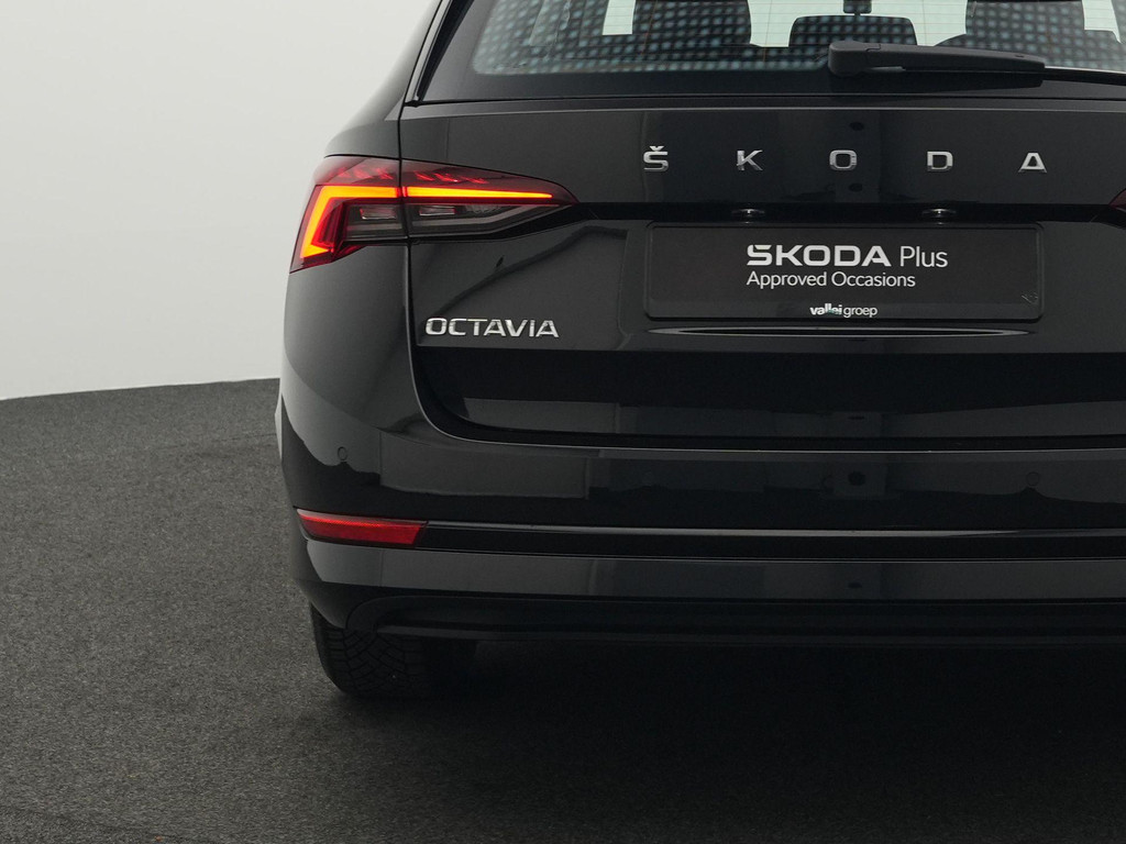 ŠKODA Octavia (X042NB) met abonnement