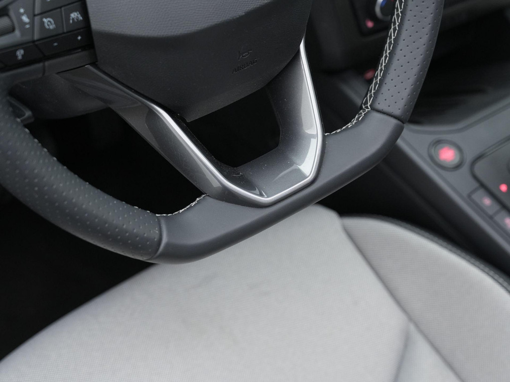 Seat Ibiza (JRT70Z) met abonnement