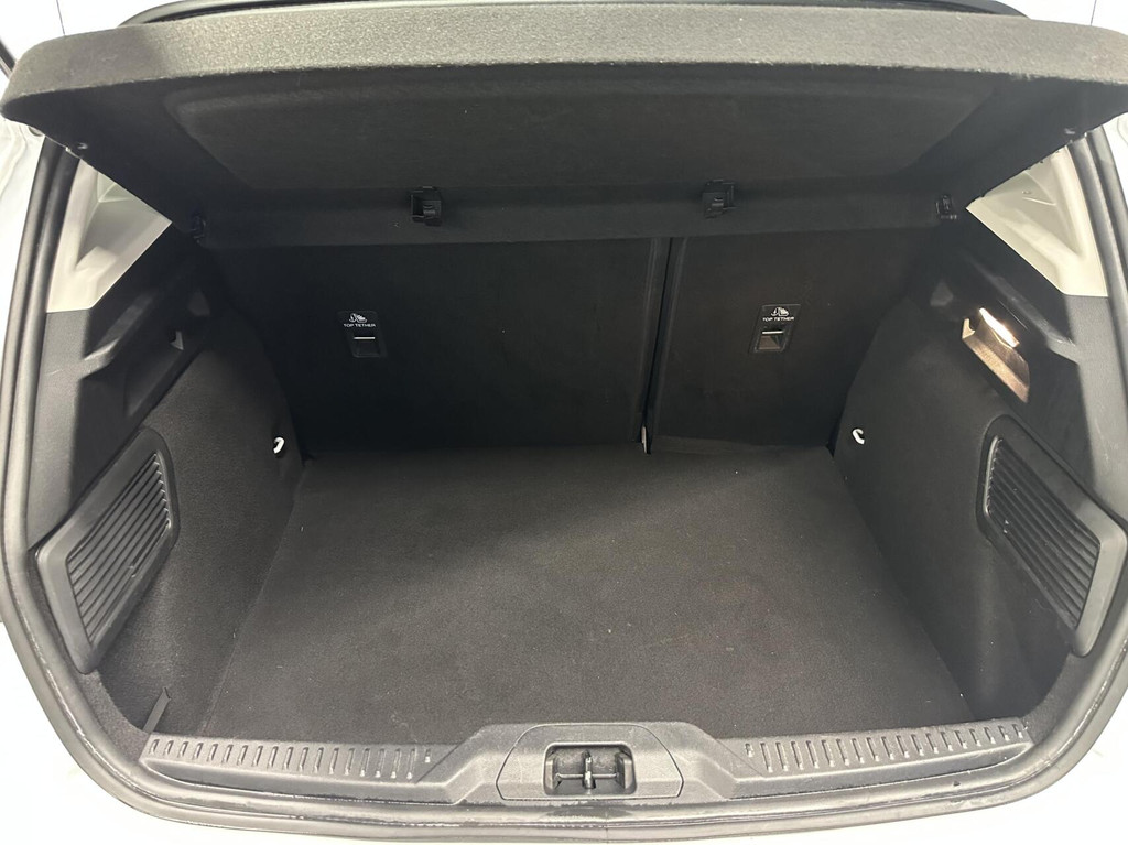 Ford Focus (J776VH) met abonnement