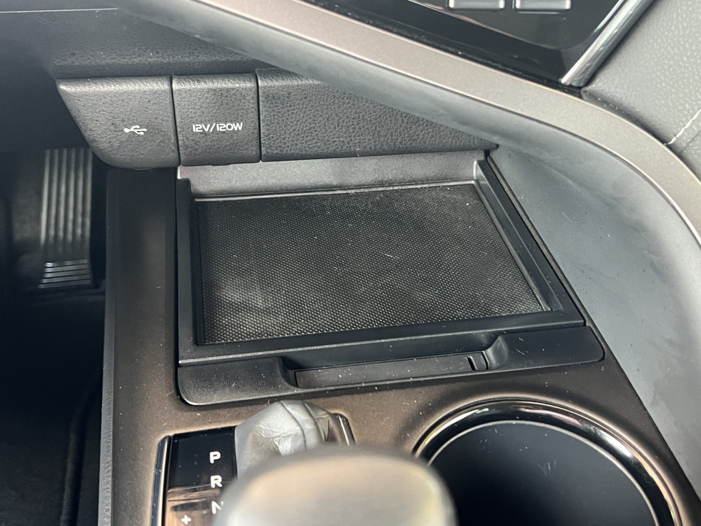 Toyota Camry (Z480LG) met abonnement