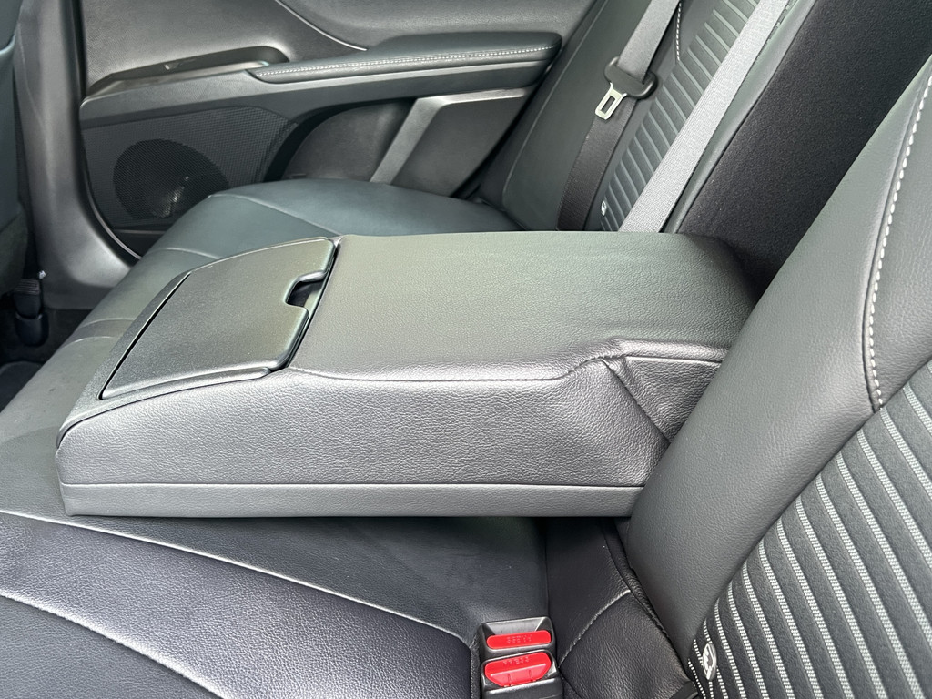 Toyota Camry (Z480LG) met abonnement