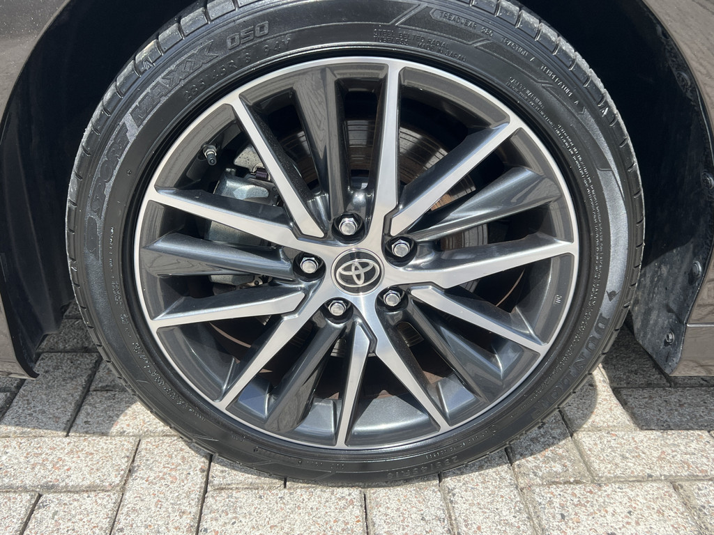 Toyota Camry (Z480LG) met abonnement
