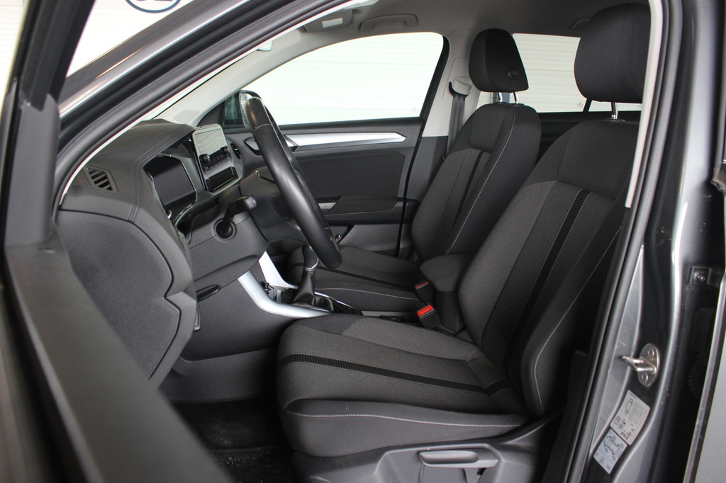 Volkswagen T-Roc (S698FV) met abonnement