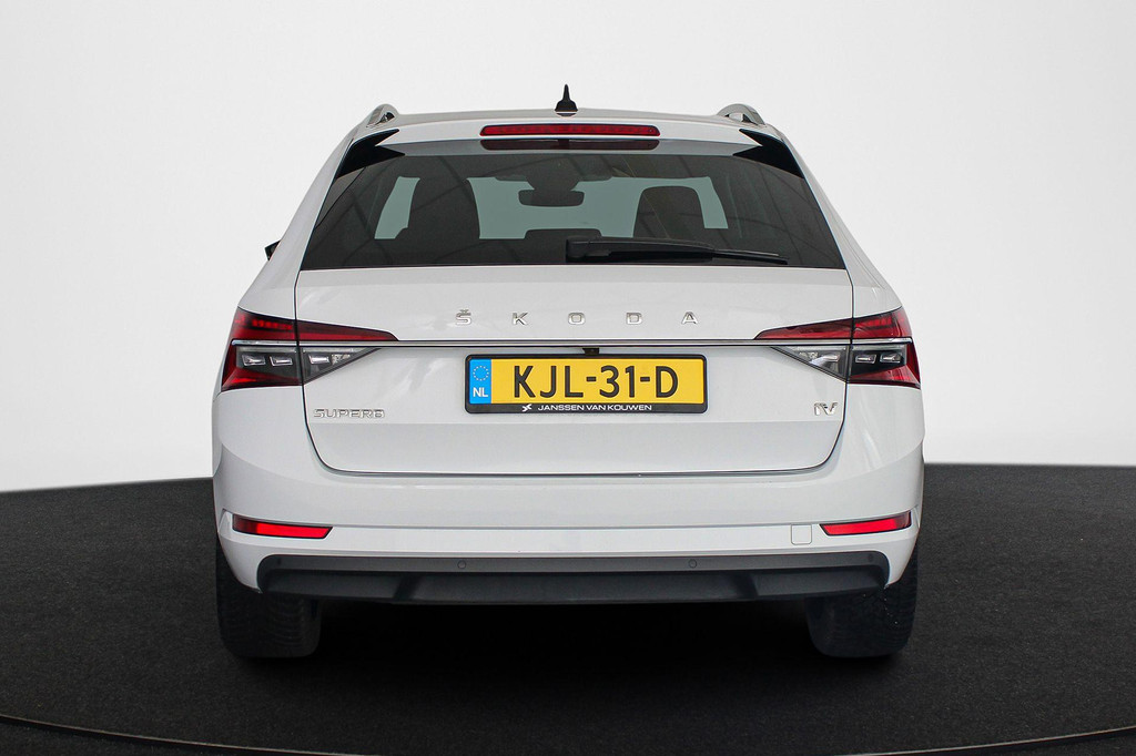 ŠKODA Superb (KJL31D) met abonnement