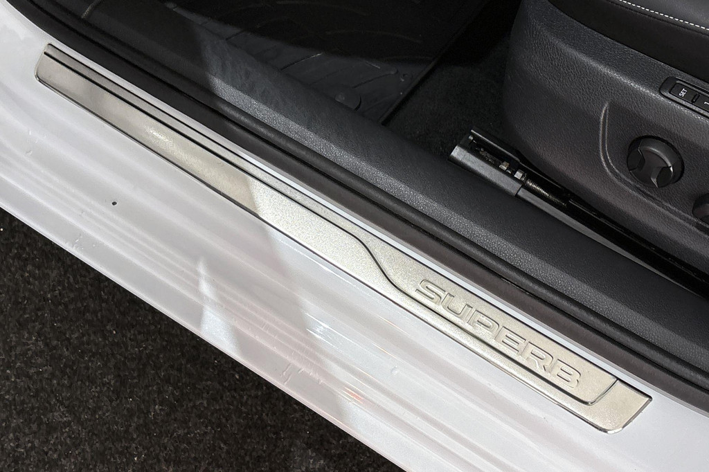 ŠKODA Superb (KJL31D) met abonnement