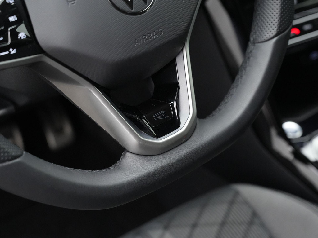 Volkswagen T-Roc (KJZ76Z) met abonnement
