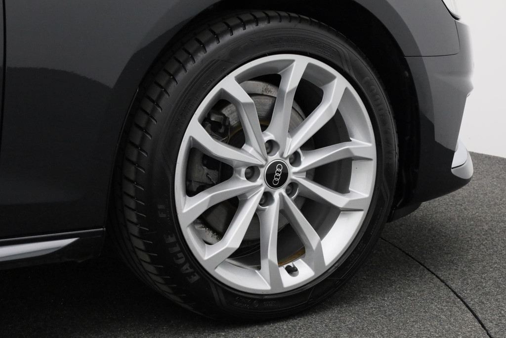 Audi A4 (R787SX) met abonnement
