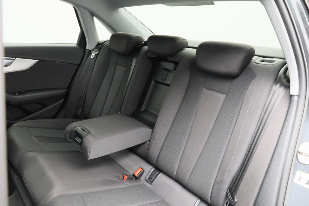 Audi A4 (R787SX) met abonnement
