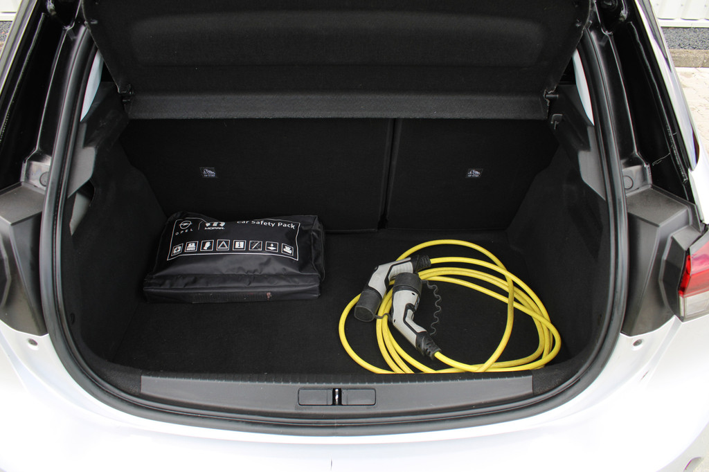 Opel CORSA-E (S238SH) met abonnement