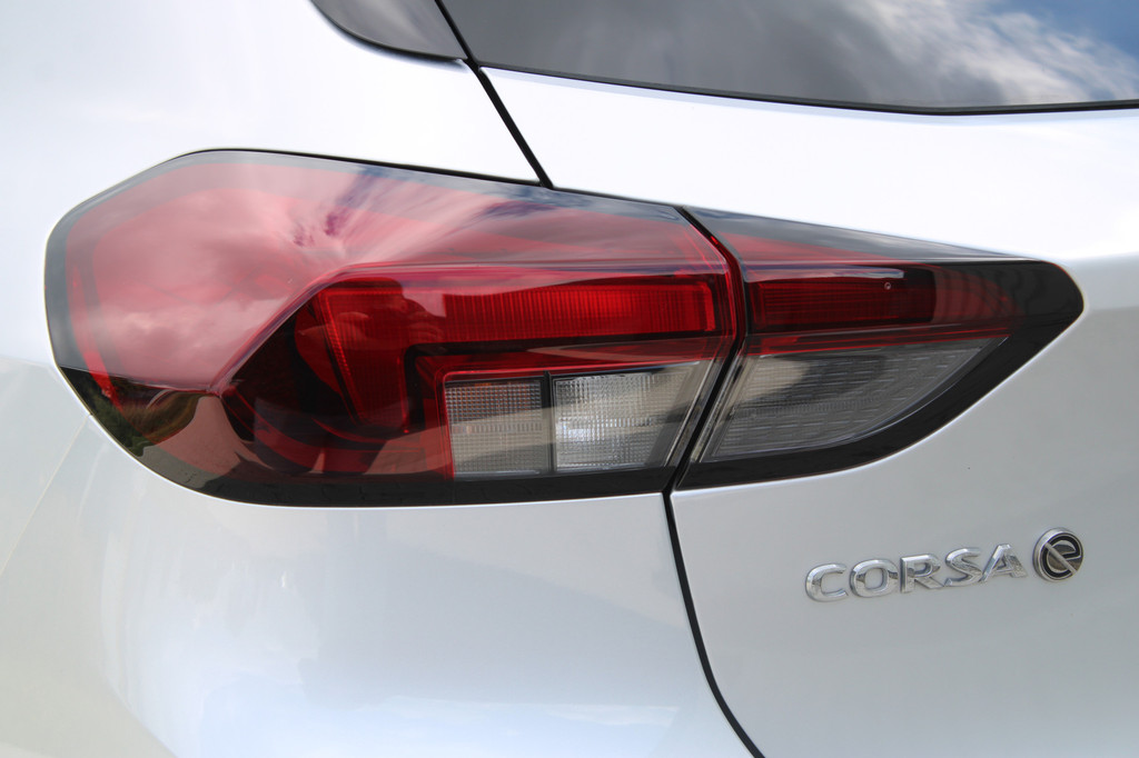 Opel CORSA-E (S238SH) met abonnement