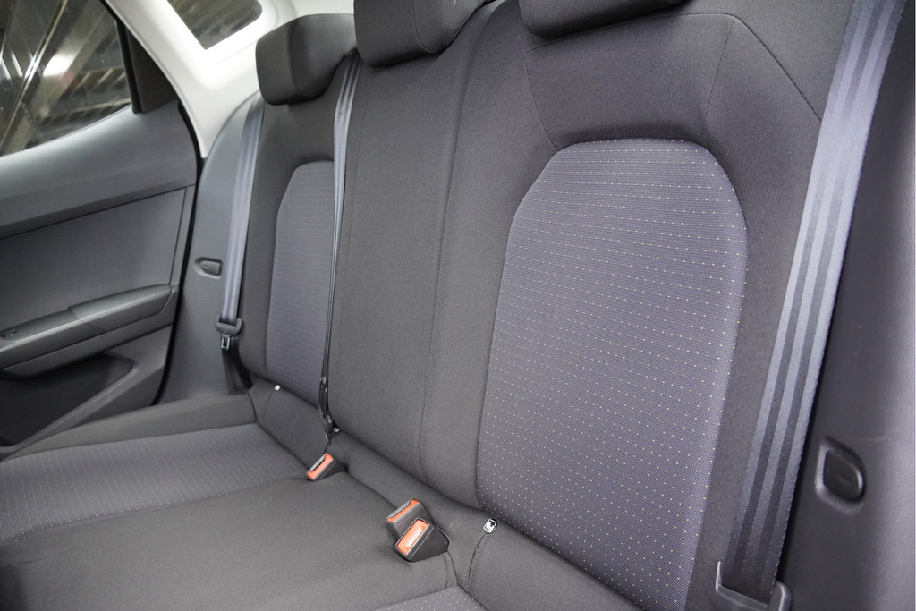 Seat Arona (S786GP) met abonnement