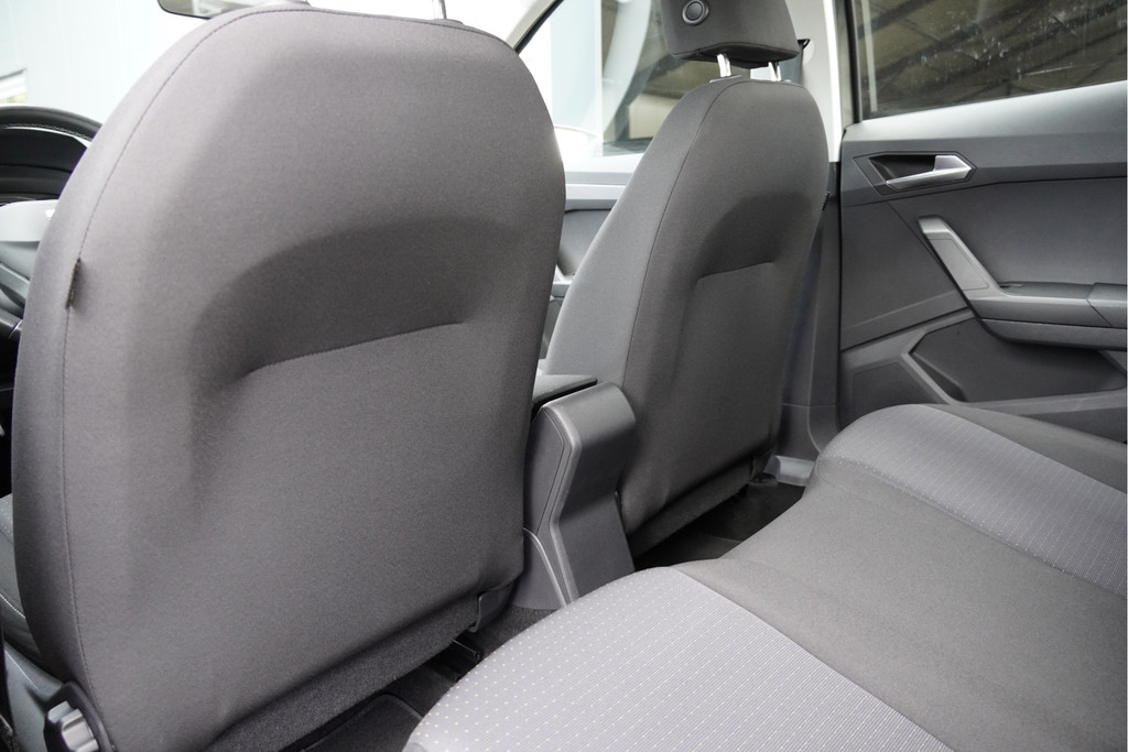 Seat Arona (S786GP) met abonnement