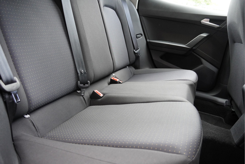 Seat Arona (S786GP) met abonnement