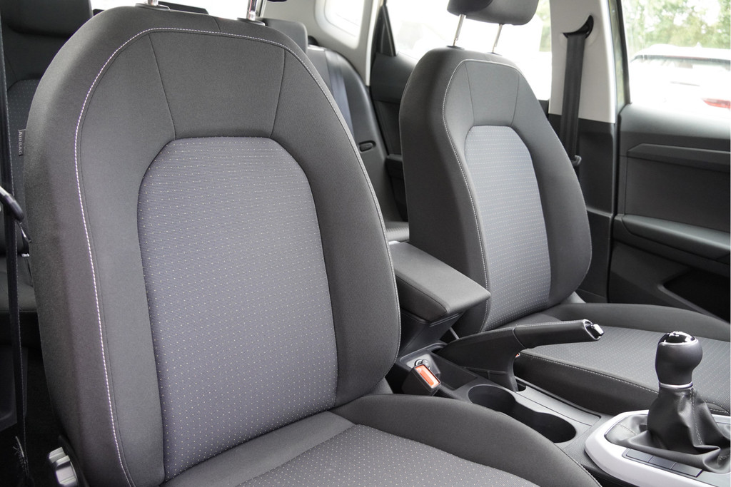 Seat Arona (S786GP) met abonnement