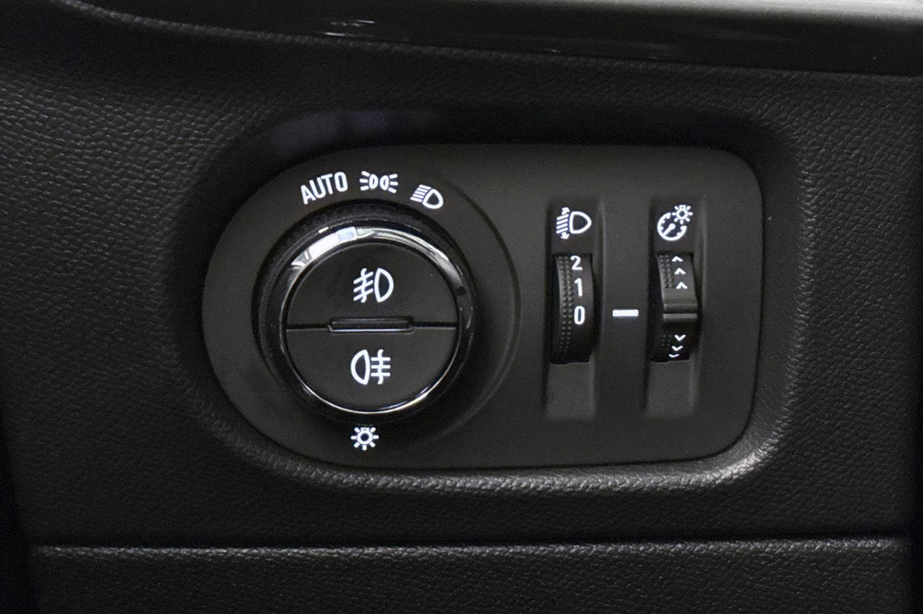 Opel Mokka-e (KJB88V) met abonnement
