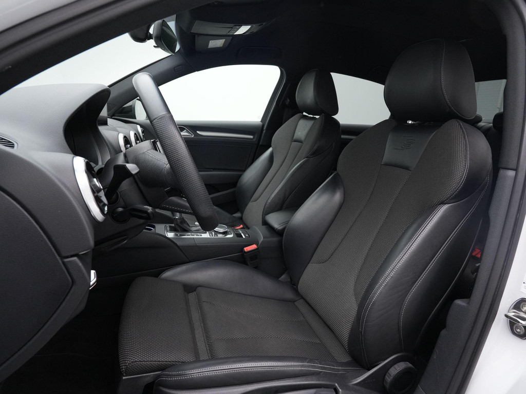 Audi A3 (H944VK) met abonnement