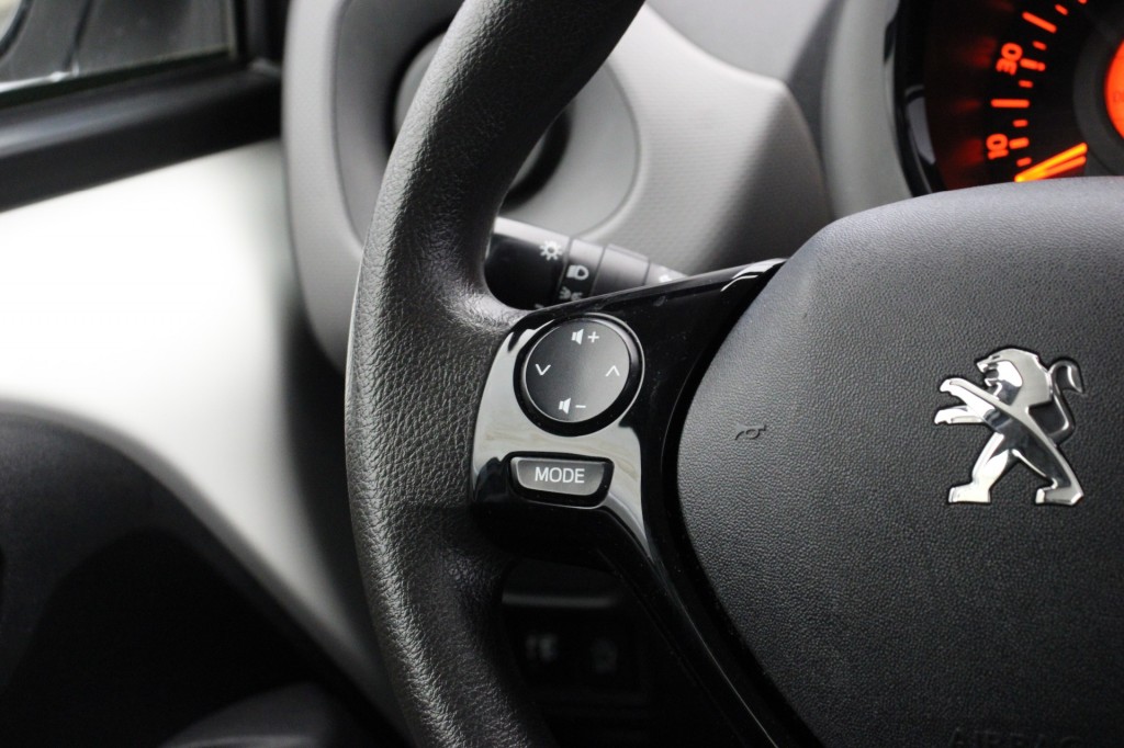 Peugeot 108 (L710BS) met abonnement