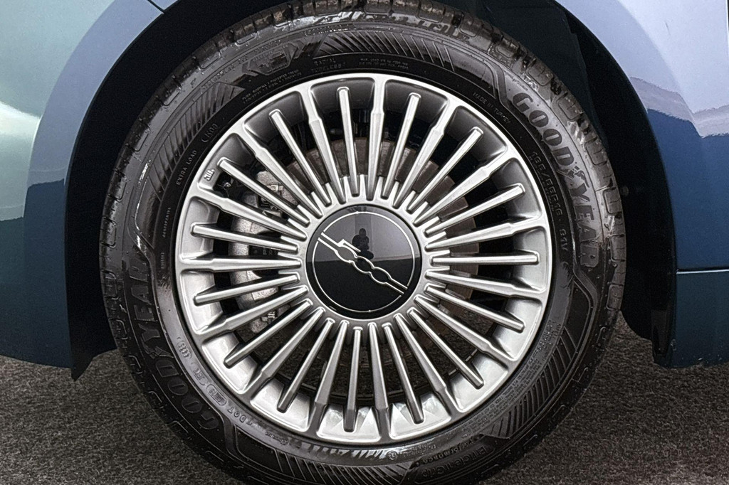 Fiat 500 (JVS78X) met abonnement