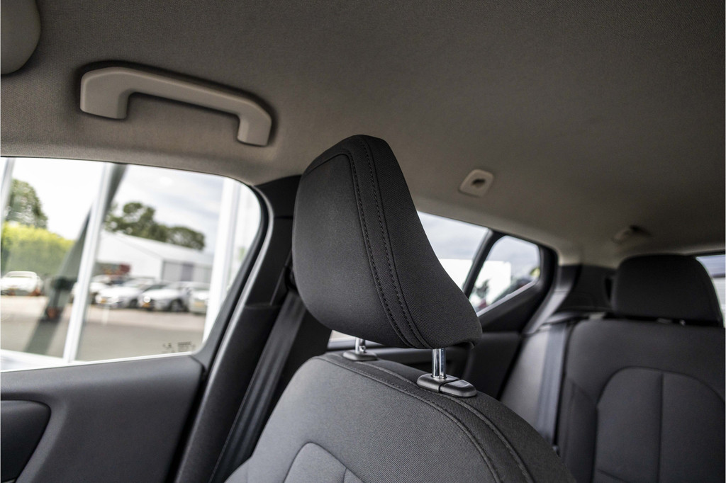 Volvo XC40 (KHL73J) met abonnement