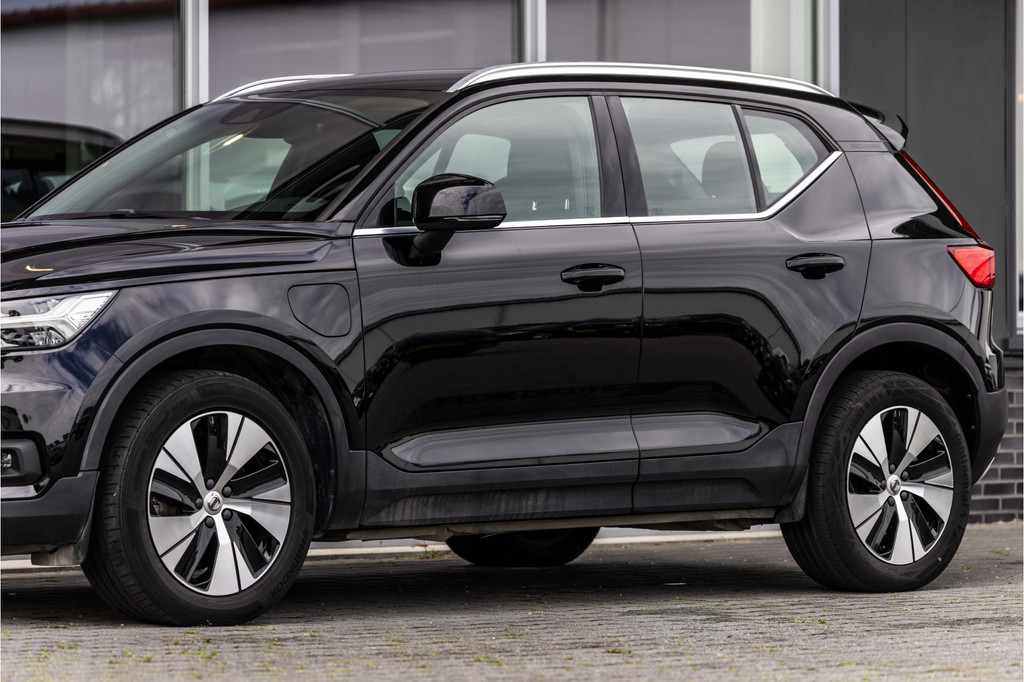 Volvo XC40 (KHL73J) met abonnement