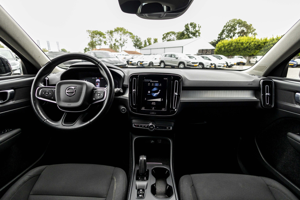 Volvo XC40 (KHL73J) met abonnement