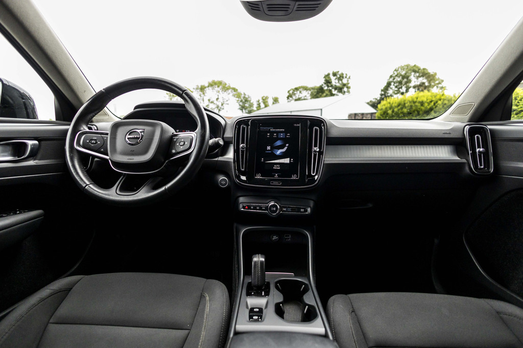 Volvo XC40 (KHL73J) met abonnement