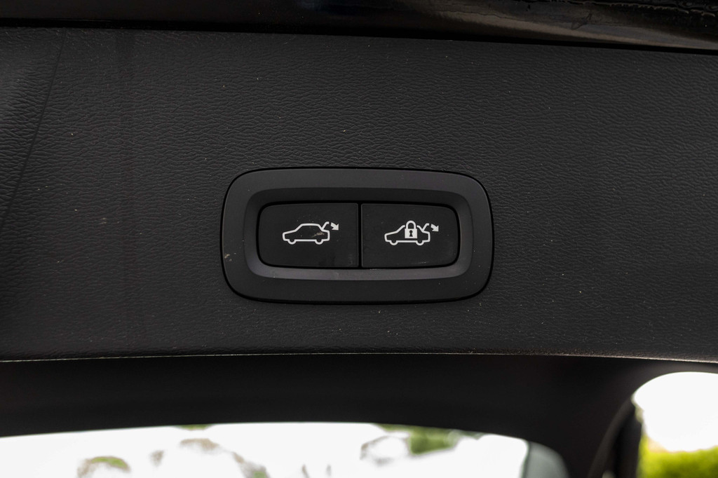 Volvo XC40 (KHL73J) met abonnement