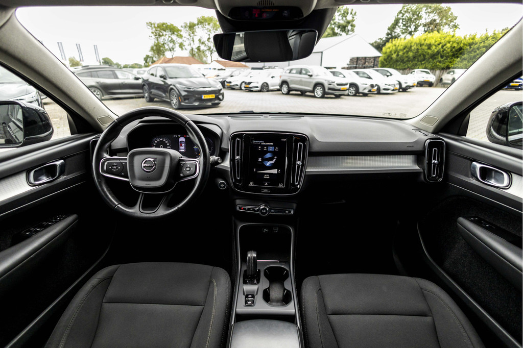 Volvo XC40 (KHL73J) met abonnement