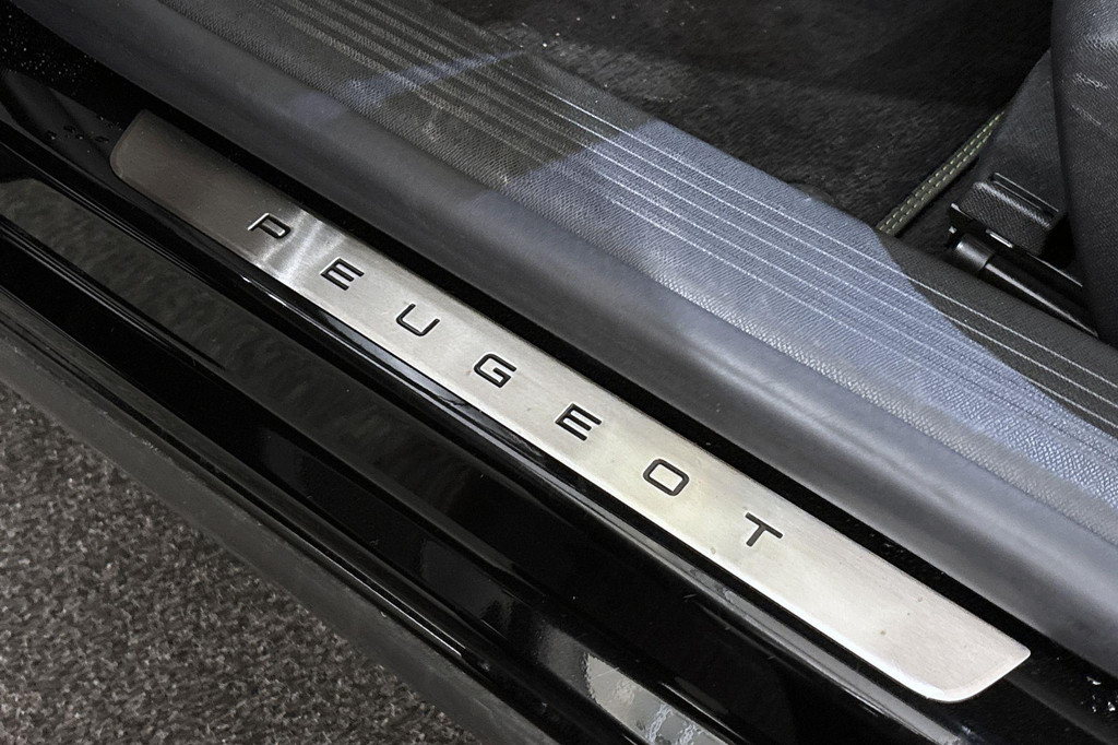 Peugeot 408 (KJZ95Z) met abonnement