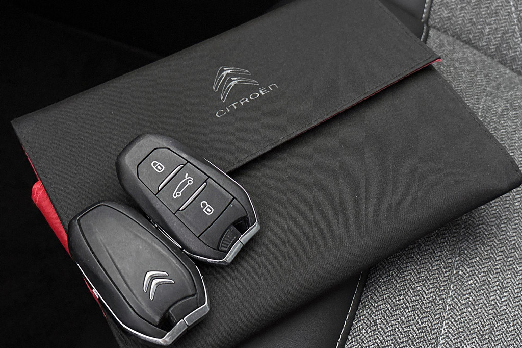 Citroën C5 X (KJS92V) met abonnement