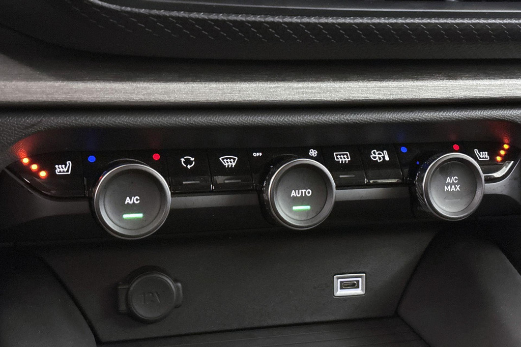 Citroën C5 X (KJS92V) met abonnement
