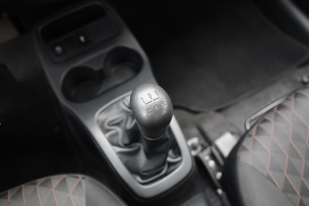 Mitsubishi Space Star (L261DH) met abonnement