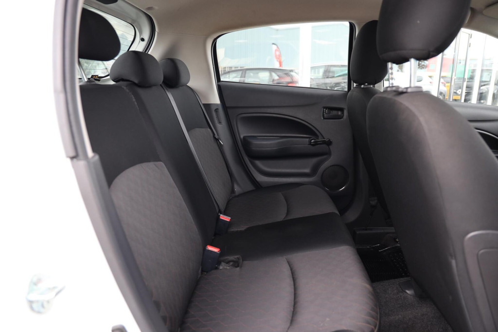 Mitsubishi Space Star (L261DH) met abonnement