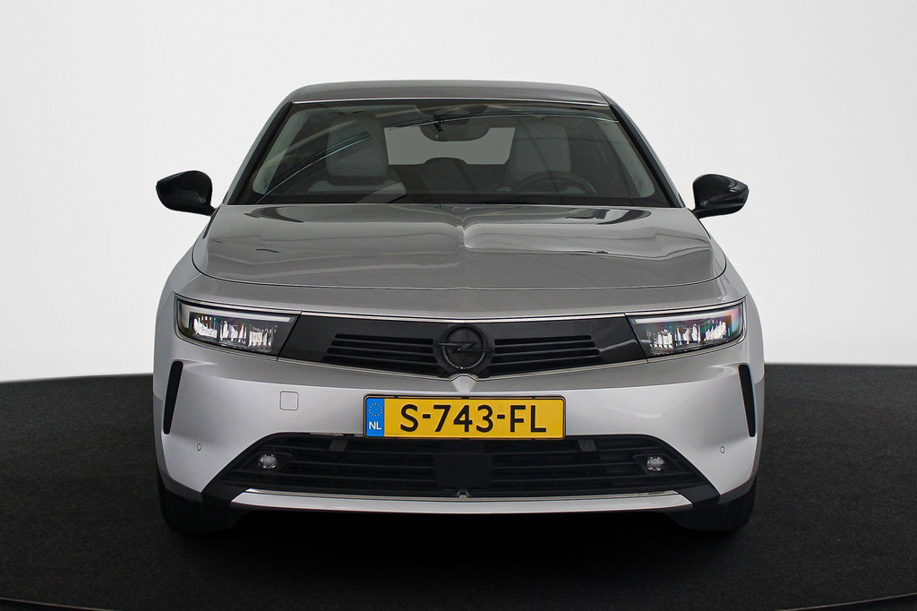 Opel Astra (S743FL) met abonnement