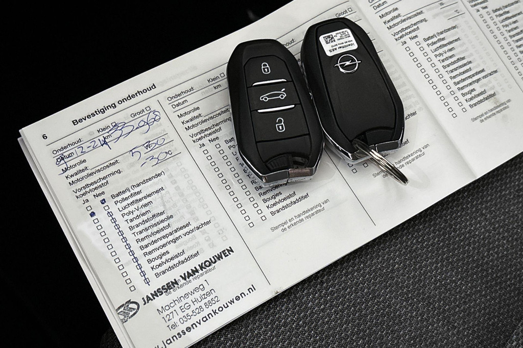 Opel Astra (S743FL) met abonnement