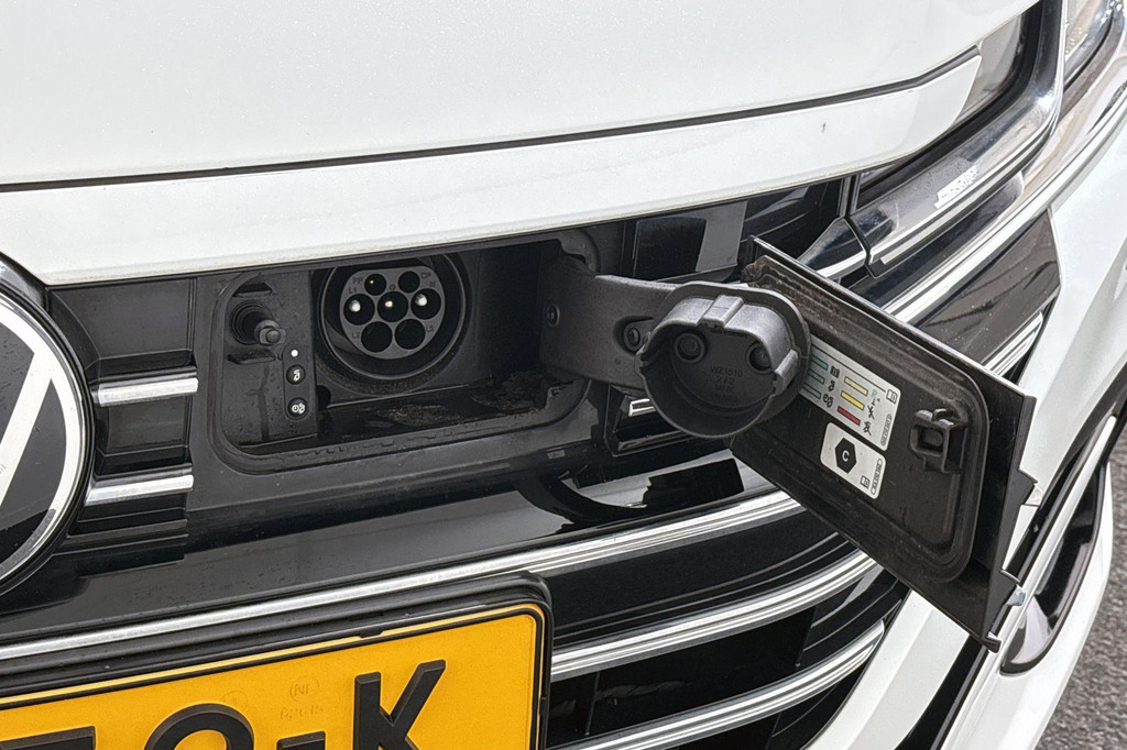 Volkswagen Arteon Shooting Brake (KJP59K) met abonnement
