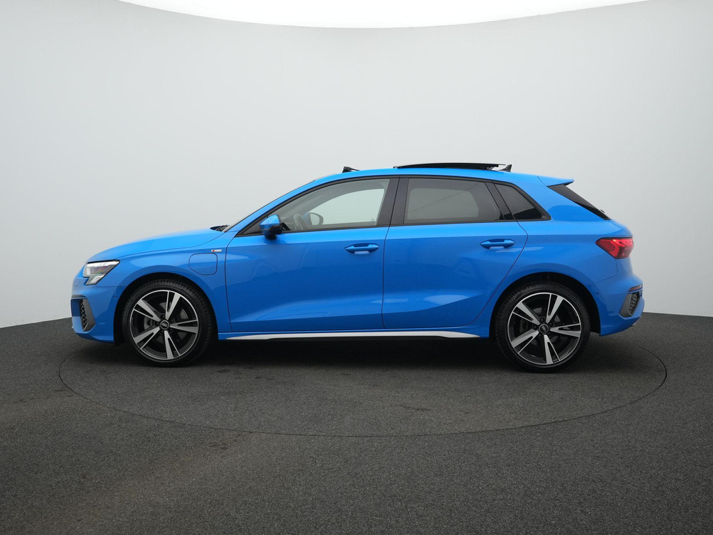 Audi A3 (KHN29D) met abonnement
