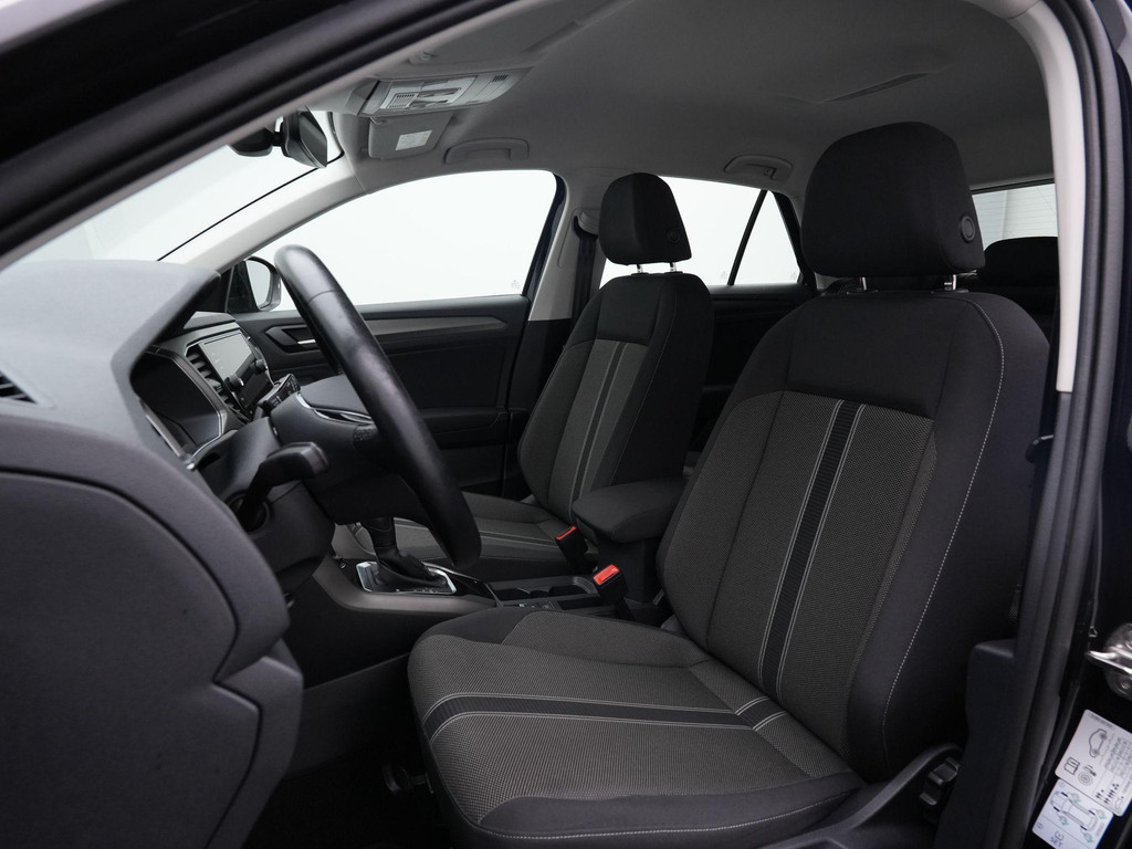 Volkswagen T-Roc (N821XB) met abonnement